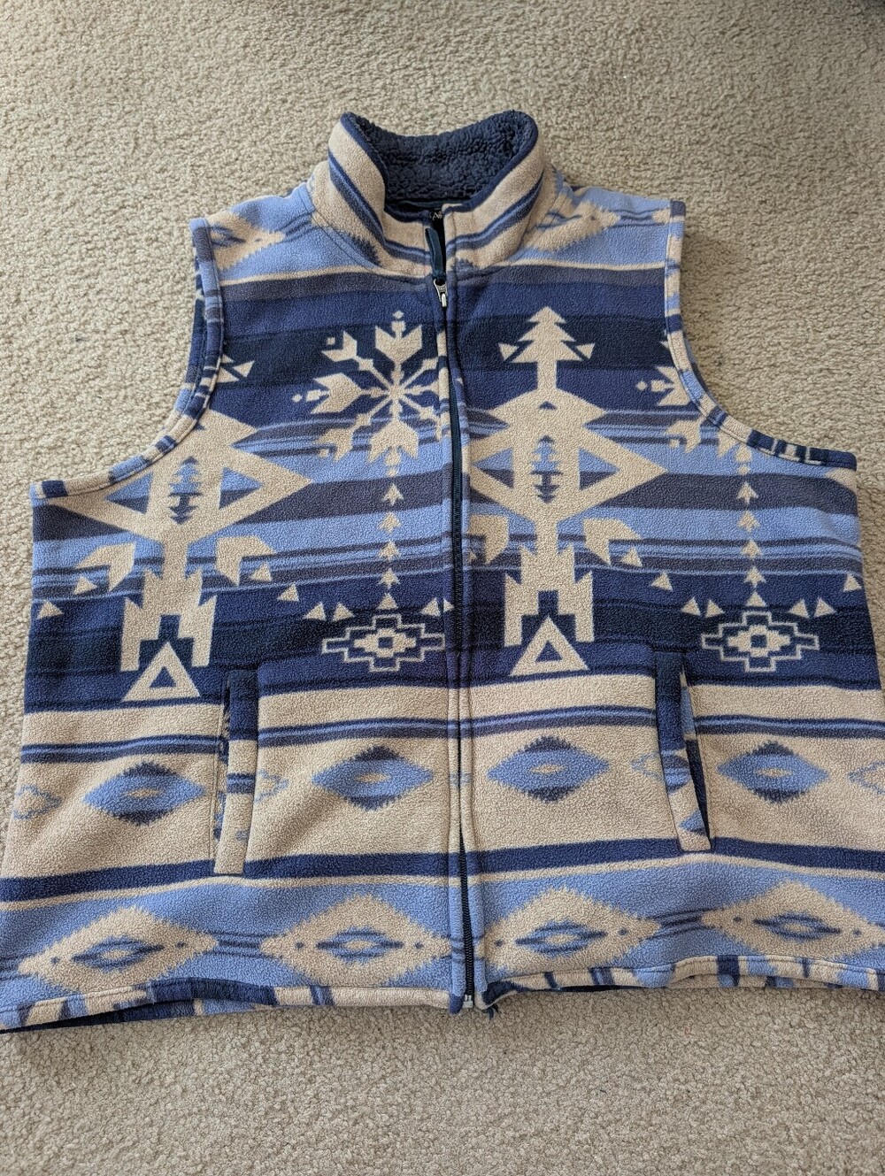 Women's Jane Ashely Blue & Cream Southwestern Fleece Vest